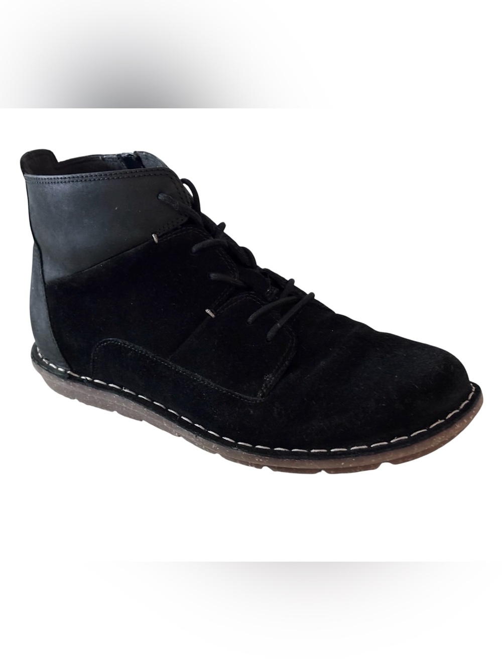 Clarks Collection Tamitha Key Ankle Boot in Black Suede Size 8 Wide EUC
